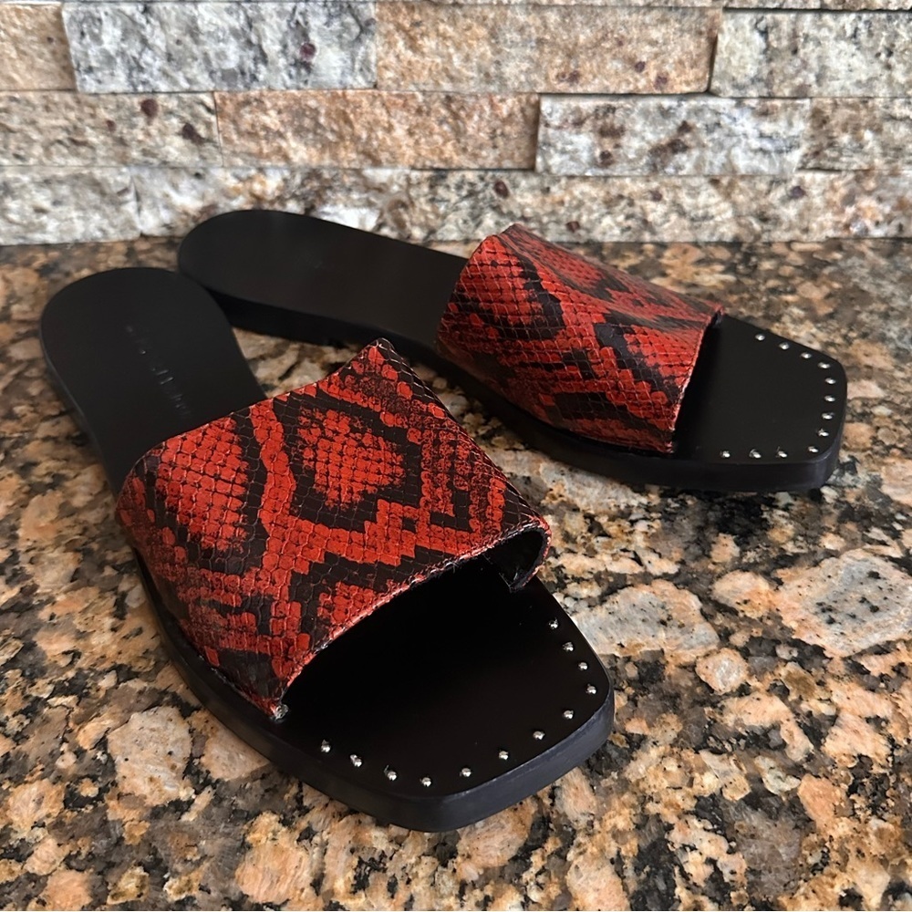 FREDA SALVADOR• Jessa Flat Slide Sandals in Orange Black Snake